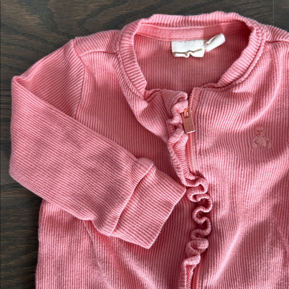 babyGAP Pink Ribbed & Ruffled Two-Way Zip One-Piece | 3-6 Months - Picture 2 of 6